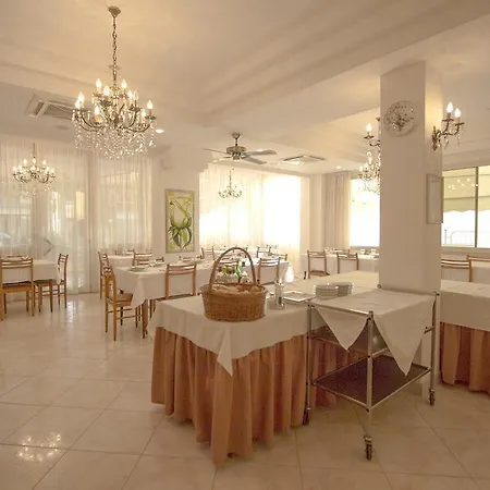 Casa Portofino Rooms&breakfast 3* Cesenatico